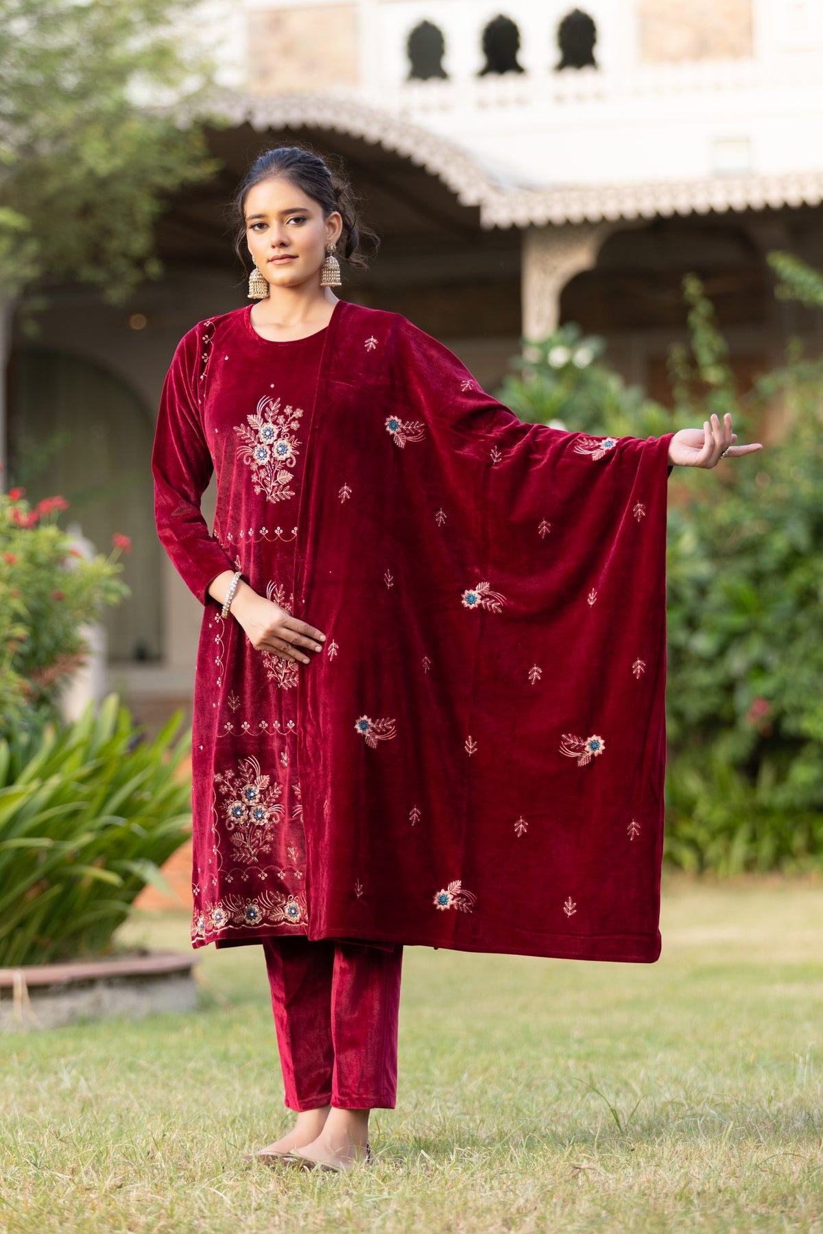 Red velvet shawl suit – Ogsan Design 102
