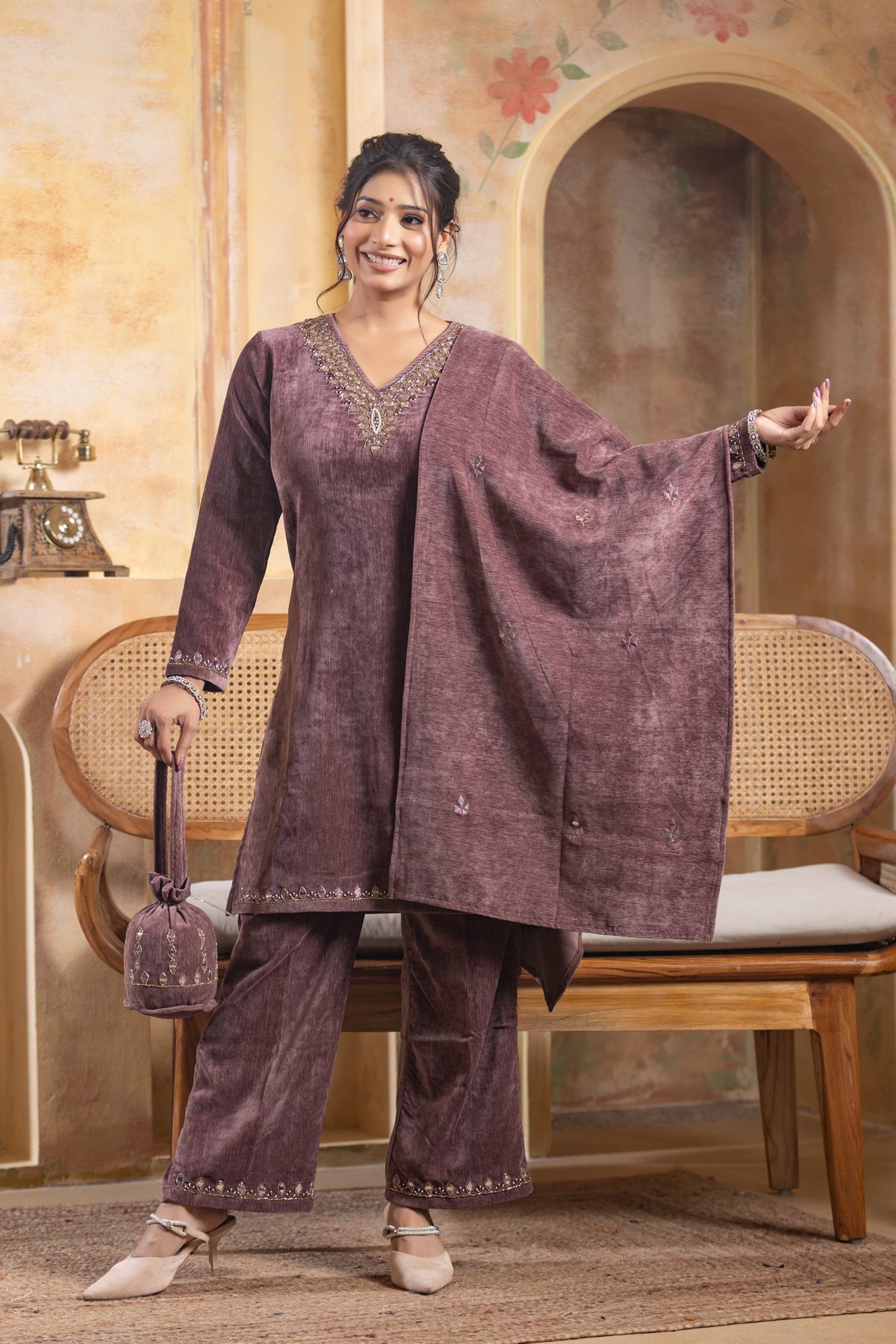 Mauve velvet shawl suit – Ogsan Design 146