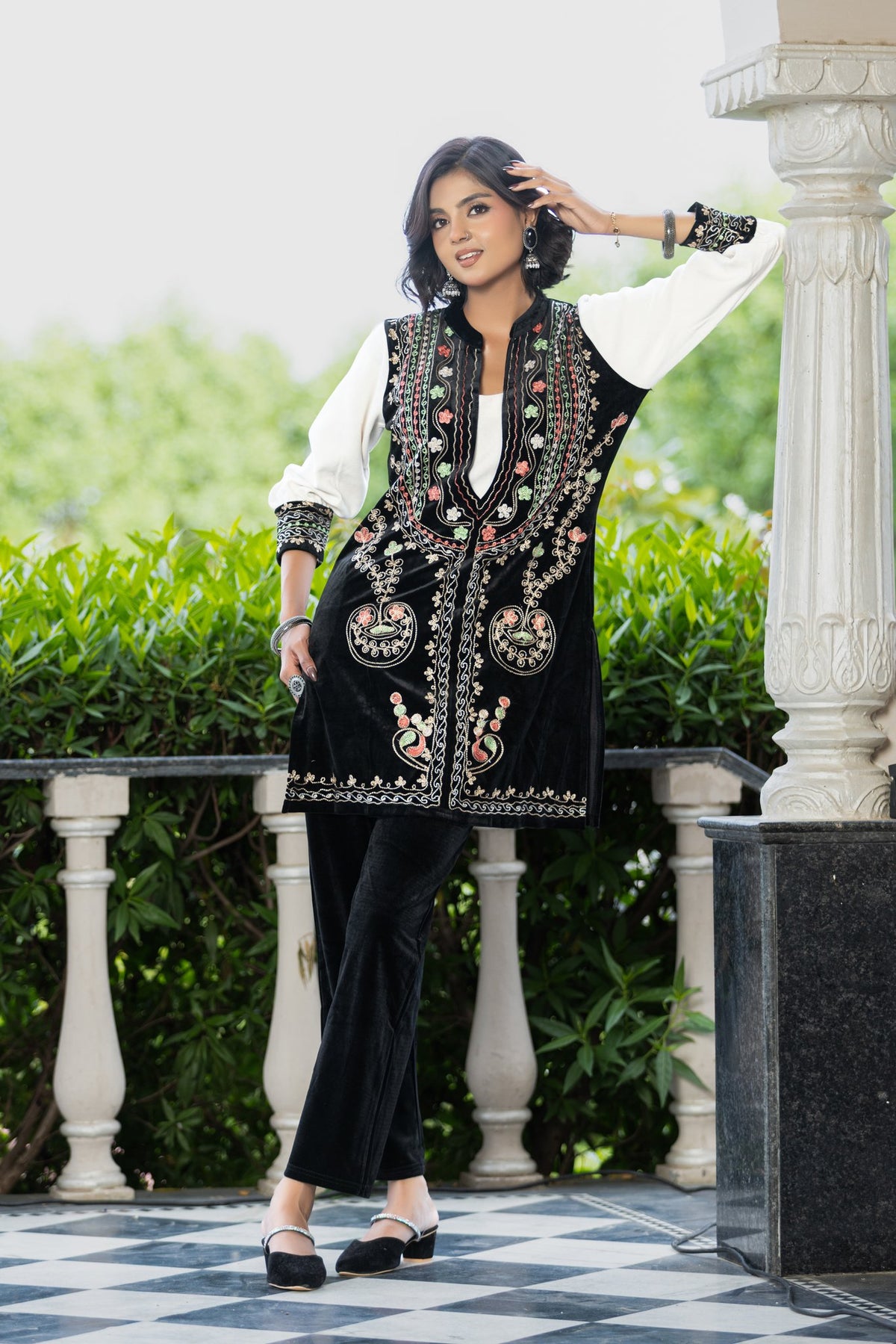 Black & White velvet co-ord set – Ogsan Design 94