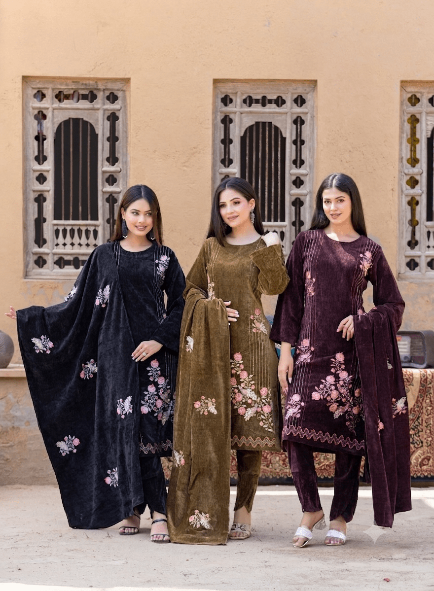 Velvet Bloom – Kotrai Channile Velvet Embroidered Suit Set - Ogsan Fashion